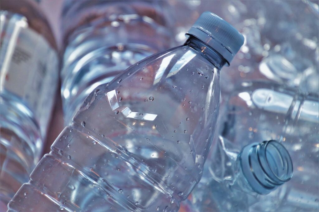 the bottle, plastic, segregation-5128607.jpg
